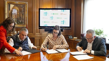 Momento de la firma del acuerdo