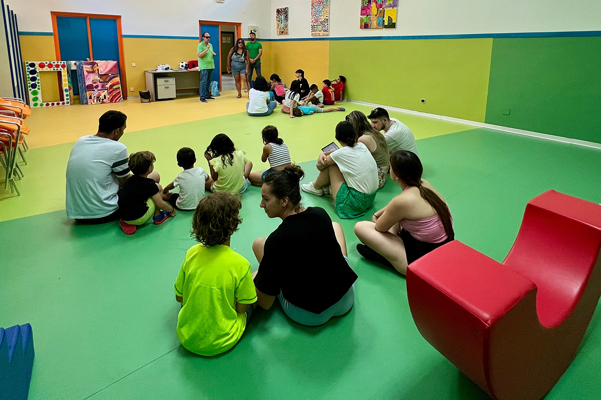 Taller de braille en los campamentos urbanos "SúperCorresponsables" 