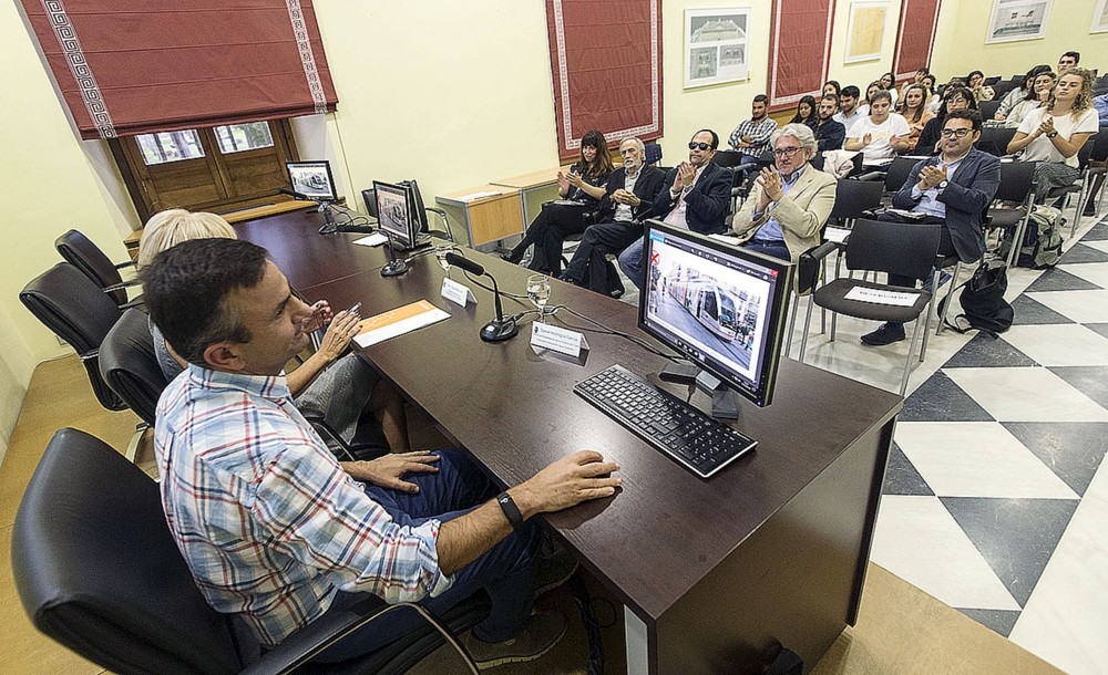 foto_ponentes_charla_uclm.jpg