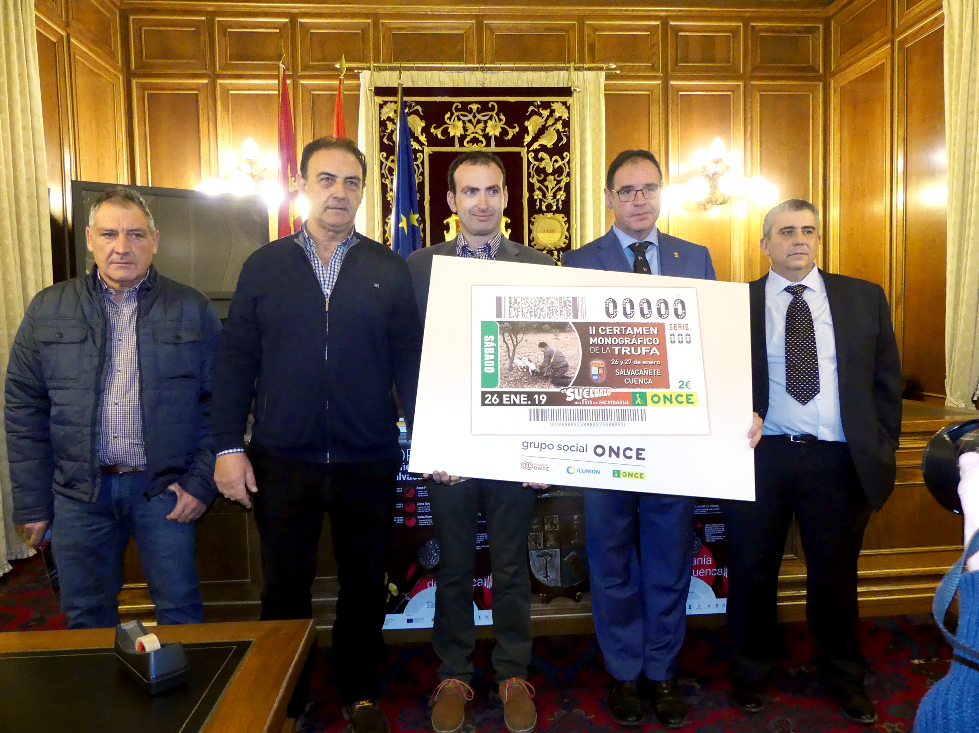 fotofamiliaconcupononcesalvacanete.jpg