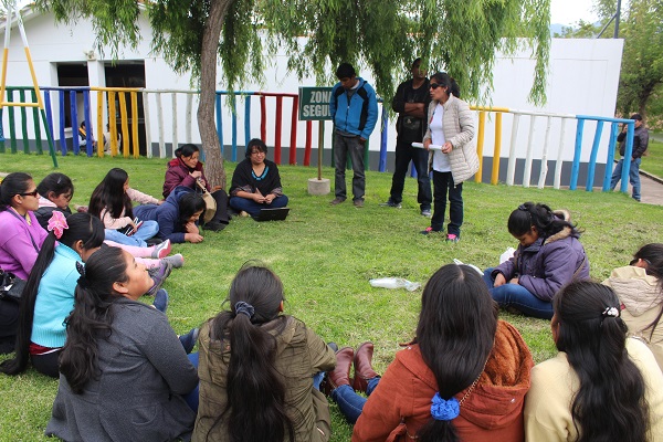 mujeres_peru.jpg