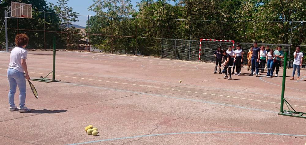 Enseñando blind tennis