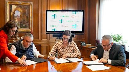 Momento de la firma del acuerdo