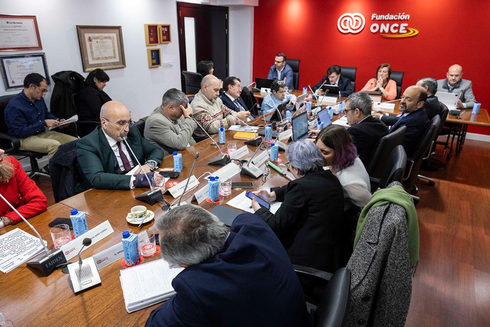 Miembros de los diferentes grupos del Tercer Sector reunidos