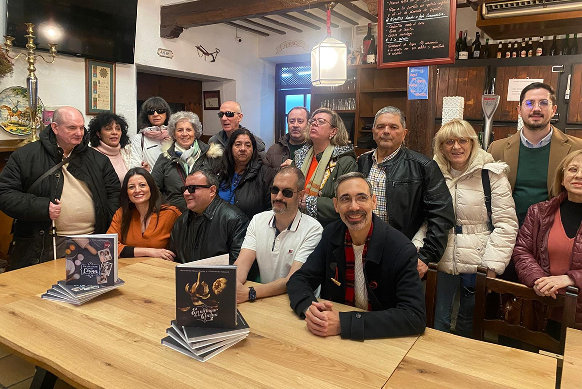 Foto de familia de la presentación del audiolibro 