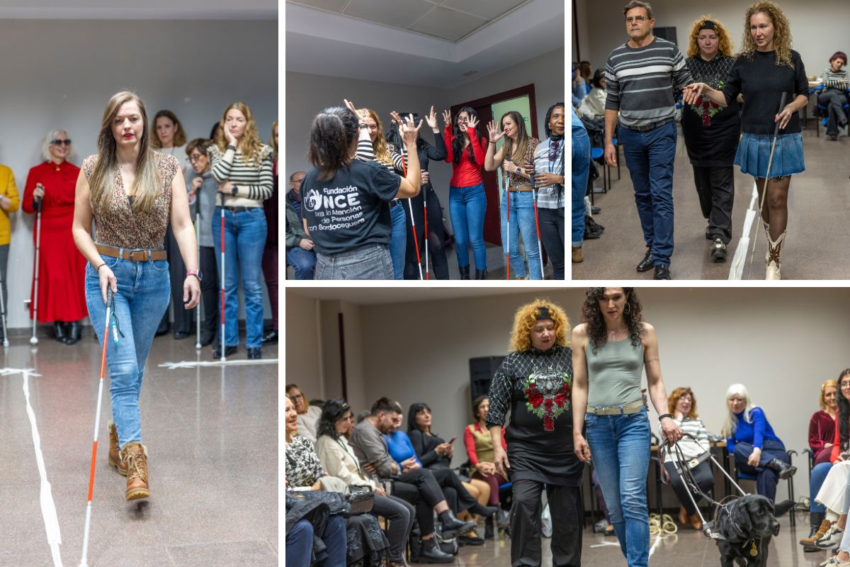 Detalle de los ensayos de la pasarela donde se ven a una persona con sordoceguera con el bastón rojo y blanco desfilando; a una mediadora comunicativa de la FOAPS; a una usuaria de perro guía ayudada por Raquel Lobelos ensayando el desfile; y a dos personas con discapacidad visual, una de ellas usuarias del bastón, ensayando