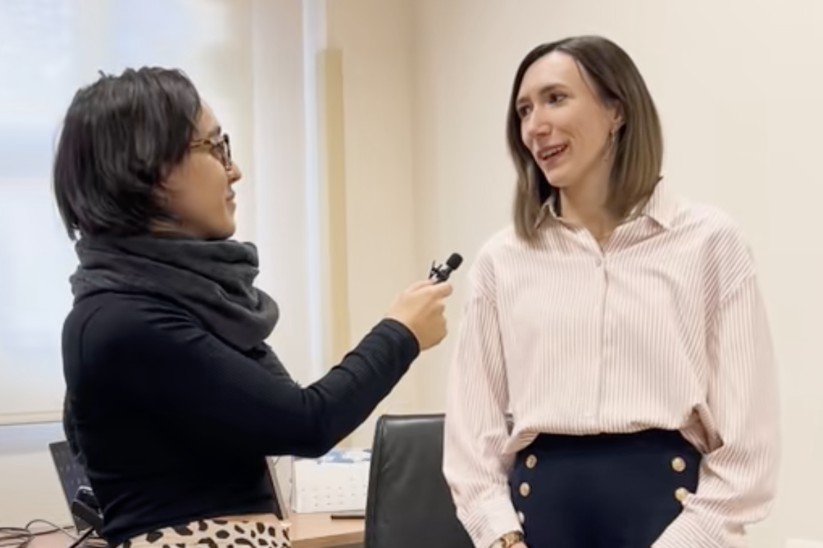 Iris Alemán en la campaña de diversidad generacional de la ONCE