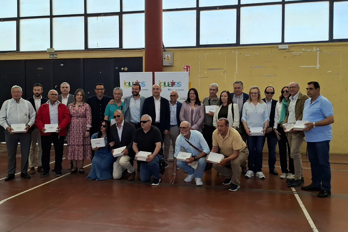 Trabajadores y trabajadoras homenajeados durante el Día de la ONCE en Castilla-La Mancha