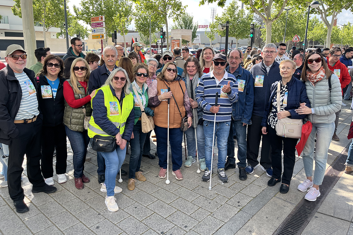 Participantes de la ONCE en la Marcha por la Igualdad de Albacete