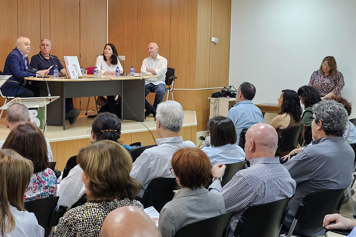 Presentación del poemario ‘Canciones de colores para niños ciegos’